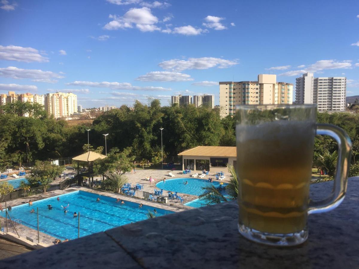 Hotel Golden Dolphin Com Cafe Da Manha! Piscinas 24H Caldas Novas Exterior photo