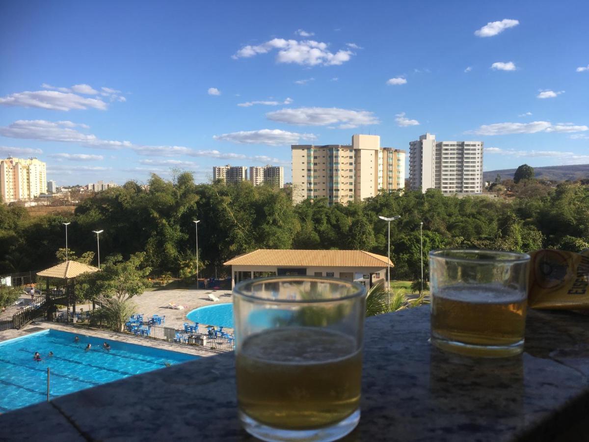 Hotel Golden Dolphin Com Cafe Da Manha! Piscinas 24H Caldas Novas Exterior photo